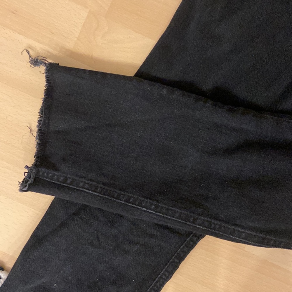 Zara Slim Cropped Black Jean - Picture 8 of 8